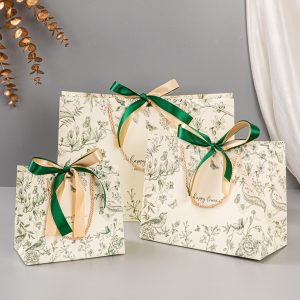 Wholesale custom paper bags with a bow