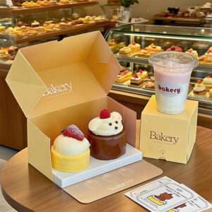 Customizable yellow cake box food container